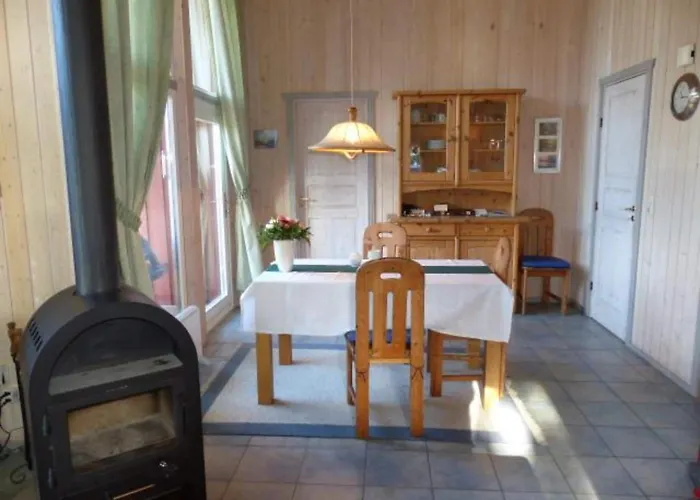 Mit Sauna Im Mirow בית נופש *