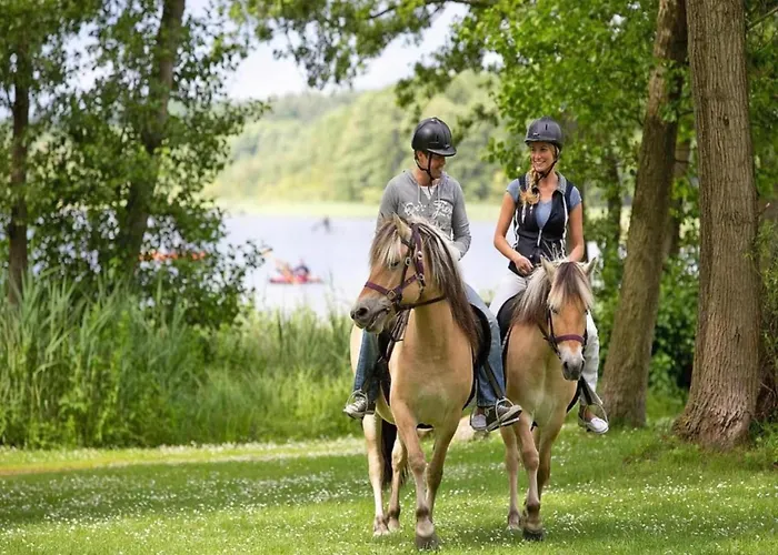 בית נופש Mit Sauna Im Mirow Granzow